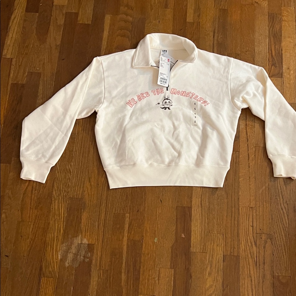 ✨Uniqlo x Labubu Sweatshirt ✨ - S - NWT